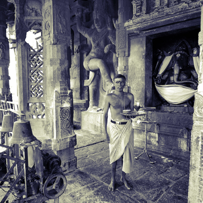 Prêtre au temple de Tanjore