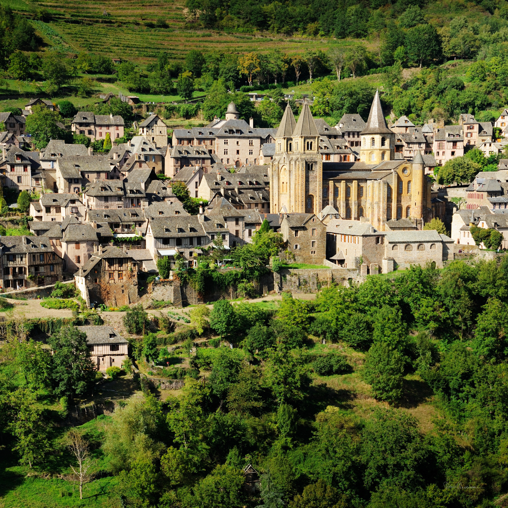 Conques, arrivée depuis le GR