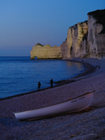 Plage d'Etretat au crépuscule